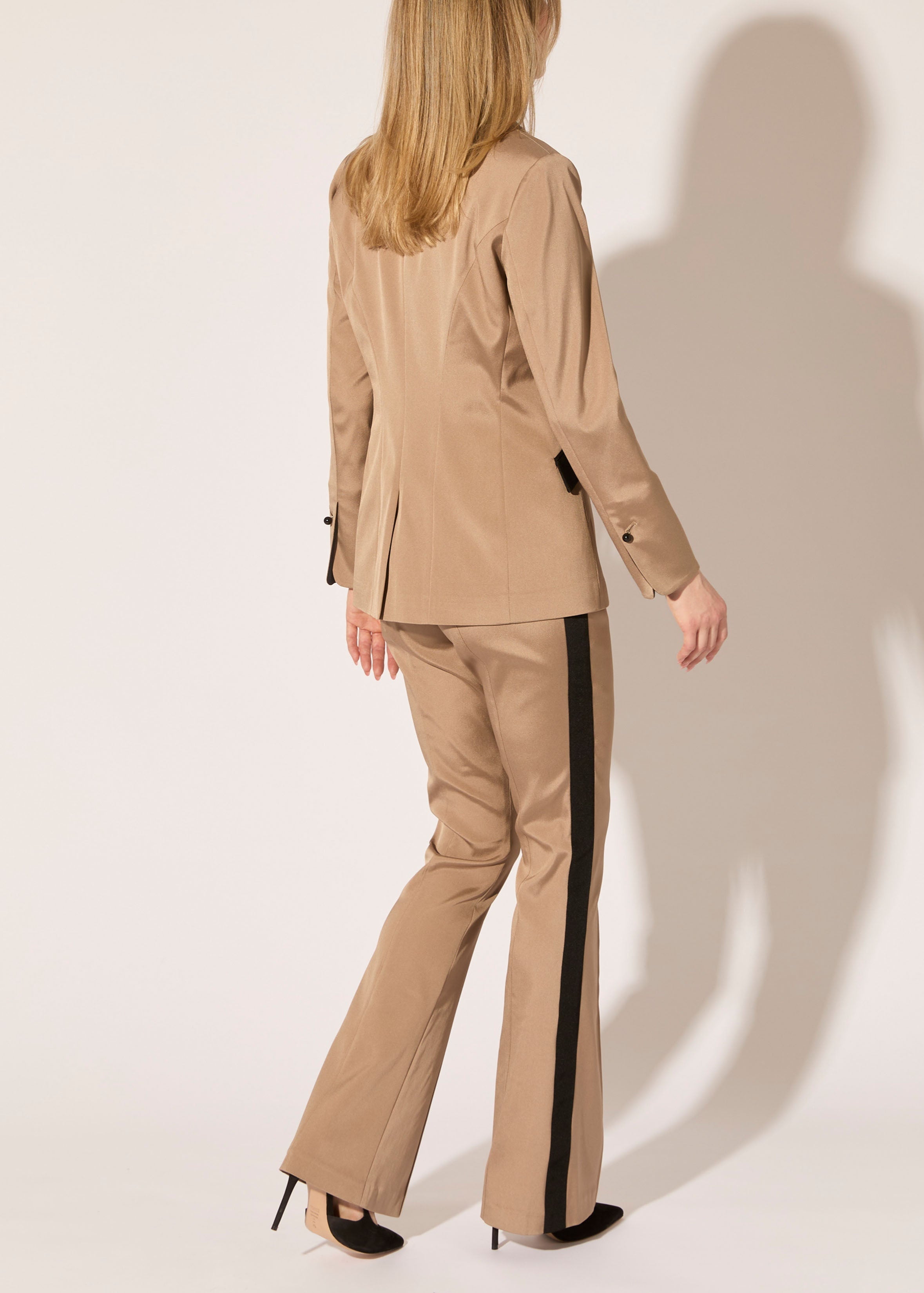 Liquid Suiting Tuxedo Jacket