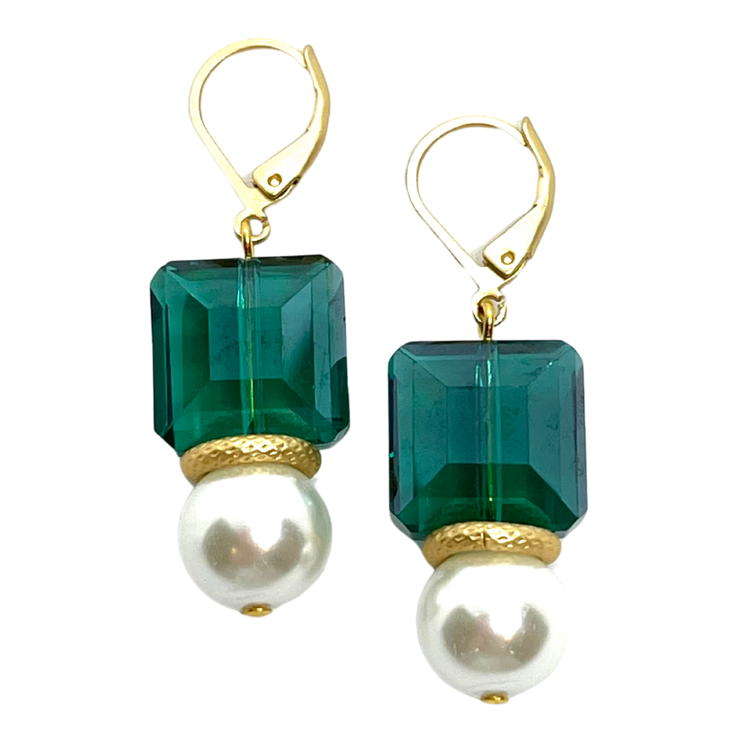 Square Emerald Crystal And Glass Pearl Matte Gold Earrings